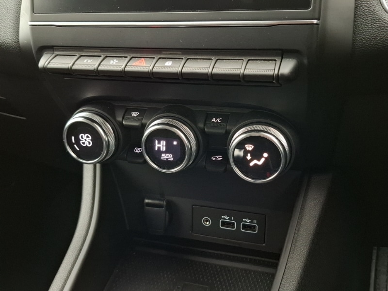 Used Renault Captur 2024 for sale - 77329639: Photo 16