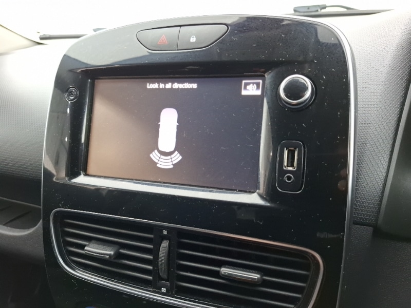 Used Renault Clio 2019 for sale - 76464968: Photo 11