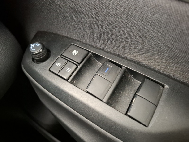 Used Toyota Yaris 2022 for sale - 76911818: Photo 17