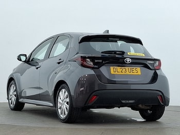 Used Toyota Yaris 2023 for sale - 79164571: Photo