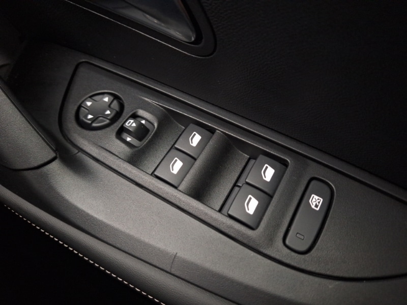 Used Peugeot 2008 2024 for sale - 76309227: Photo 18