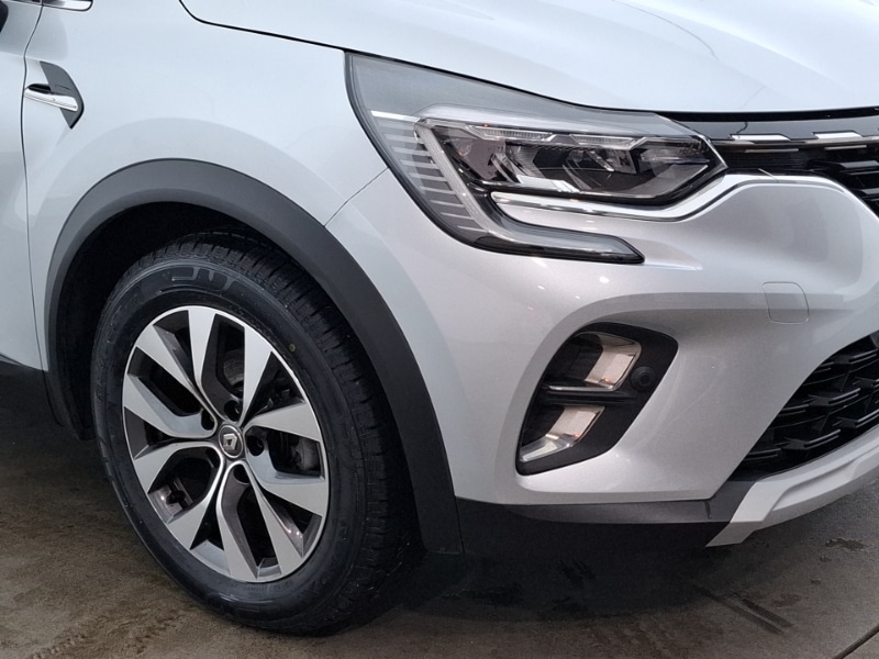 Used Renault Captur 2020 for sale - 76325503: Photo 9