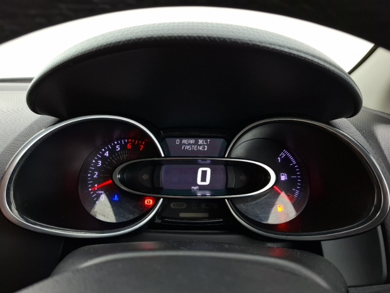 Used Renault Clio 2018 for sale - 77329636: Photo 10