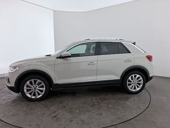 Used Volkswagen T-Roc 2023 for sale - 79689054: Photo