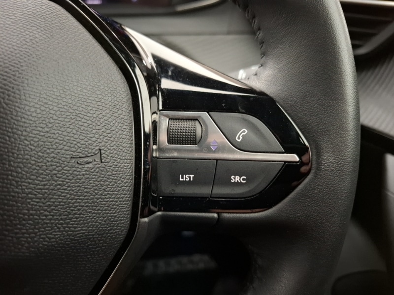 Used Peugeot 2008 2023 for sale - 77948105: Photo 15