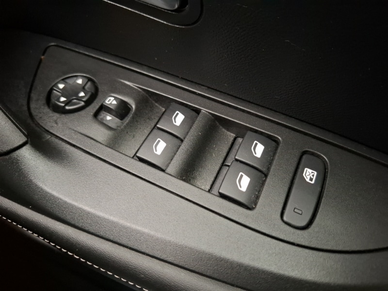 Used Peugeot 2008 2023 for sale - 77948105: Photo 17