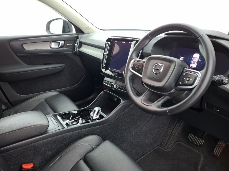 Used Volvo XC40 2024 for sale - 76289260: Photo 12