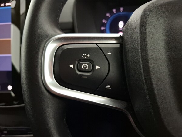 Used Volvo XC40 2024 for sale - 76289260: Photo 14