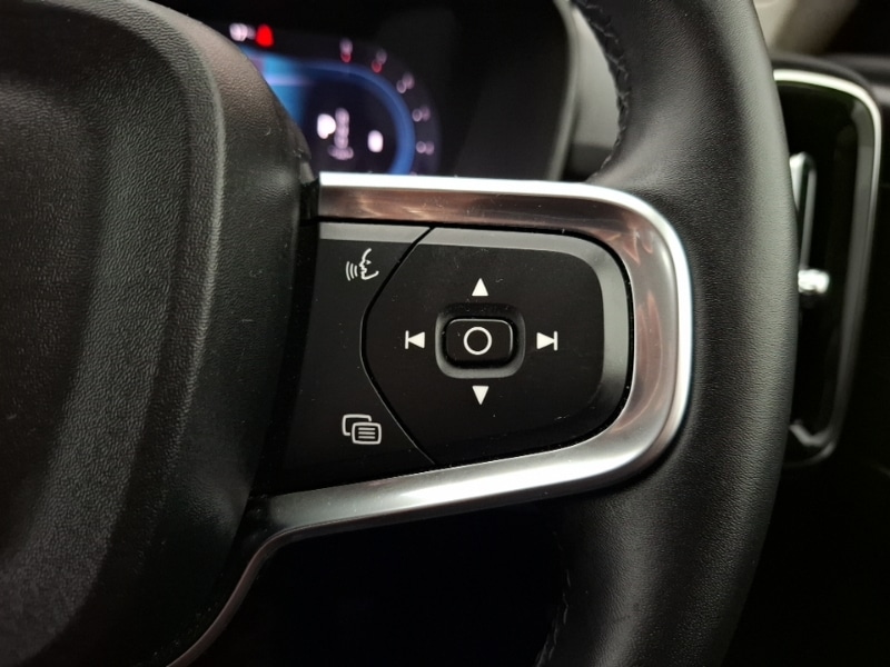 Used Volvo XC40 2024 for sale - 76289260: Photo 15