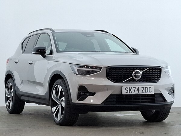 Used Volvo XC40 2024 for sale - 76289260: Photo 1
