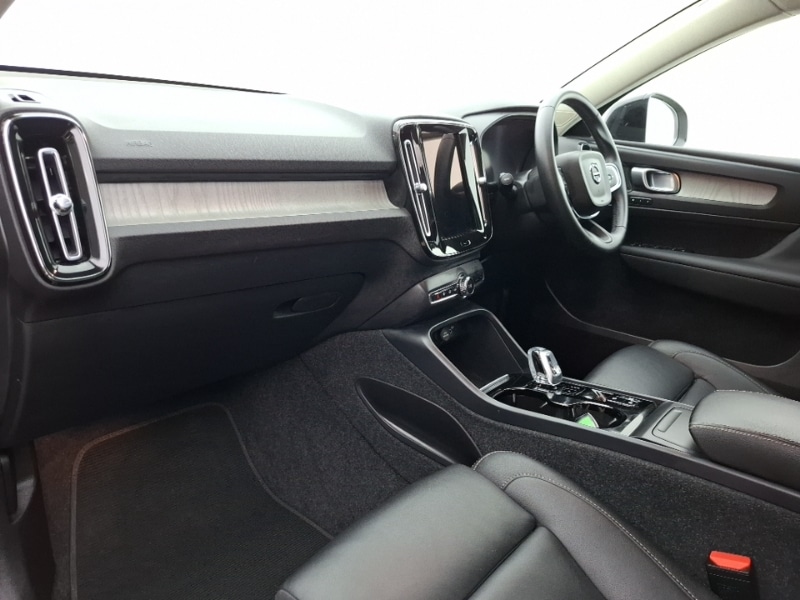 Used Volvo XC40 2024 for sale - 76289260: Photo 5