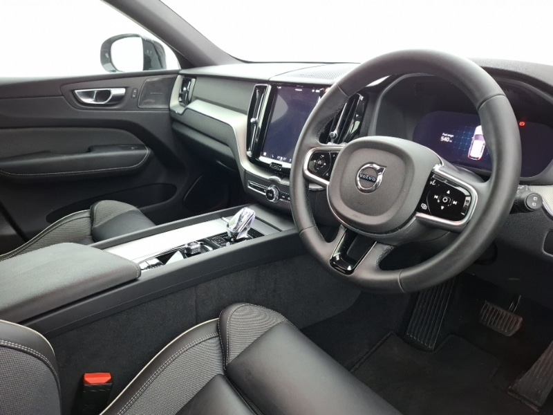 Used Volvo XC60 2024 for sale - 77201819: Photo 12