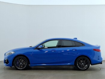 Used BMW 2 Series 2022 for sale - 77066029: Photo