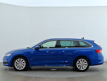 Used Skoda Octavia 2024 for sale - 78224933: Photo