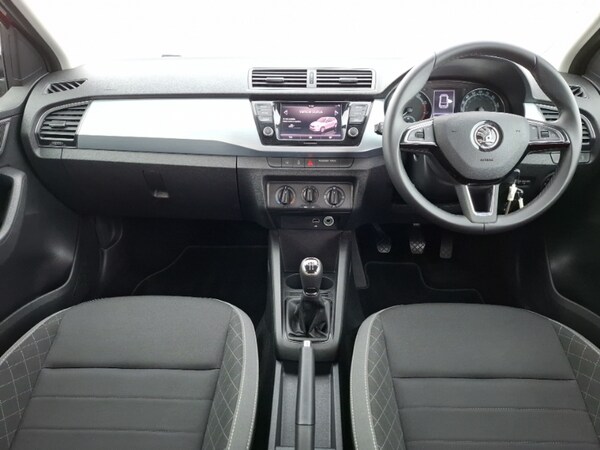 Used Skoda Fabia 2019 for sale - 76321647: Photo 2