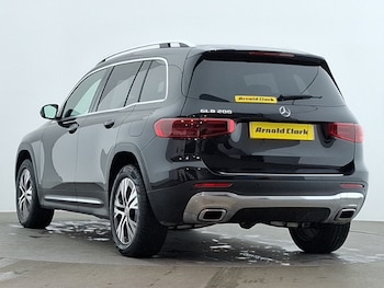 Used Mercedes-Benz GLB 2025 for sale - 78647304: Photo