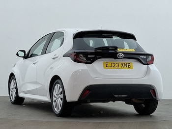 Used Toyota Yaris 2023 for sale - 79101429: Photo