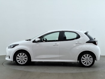 Used Toyota Yaris 2023 for sale - 79101429: Photo