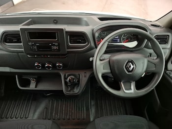 Used Renault Master 2023 for sale - 78440007: Photo