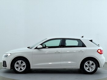 Used Audi A1 2023 for sale - 77540208: Photo