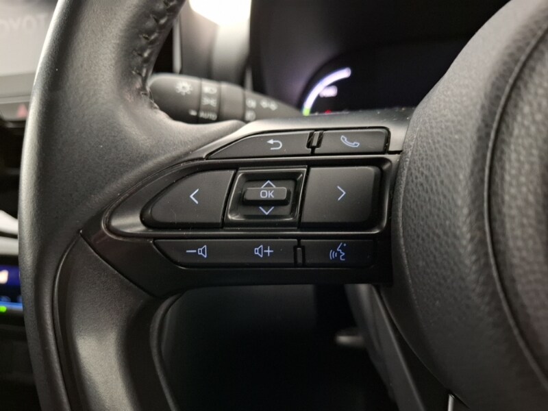 Used Toyota Yaris Cross 2022 for sale - 77448395: Photo 14