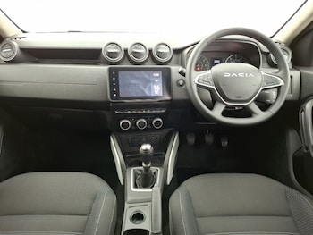 Used Dacia Duster 2024 for sale - 79086876: Photo
