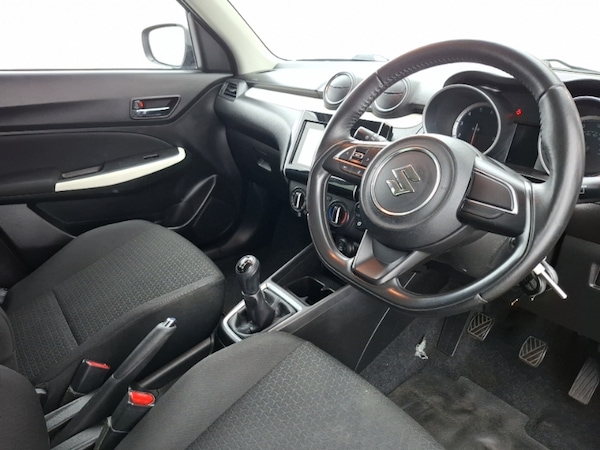 Used Suzuki Swift 2017 for sale - 76289232: Photo 12