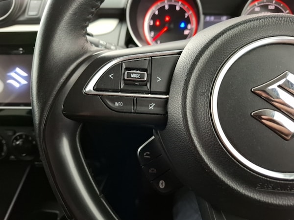 Used Suzuki Swift 2017 for sale - 76289232: Photo 14