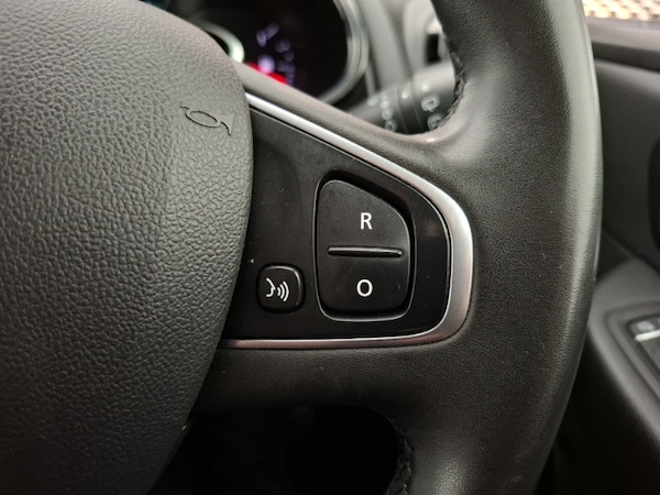 Used Renault Clio 2019 for sale - 76325494: Photo 15