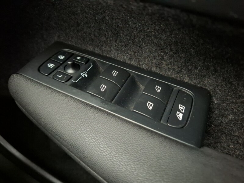 Used Volvo XC40 2022 for sale - 77815887: Photo 18