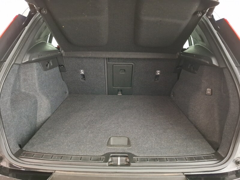 Used Volvo XC40 2022 for sale - 77815887: Photo 8