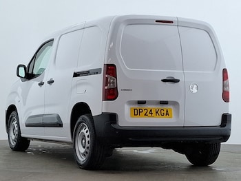 Used Vauxhall Combo 2024 for sale - 76289249: Photo 3