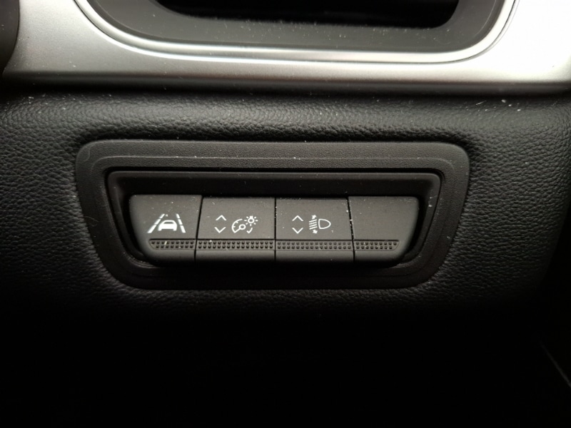 Used Renault Captur 2023 for sale - 77596109: Photo 19