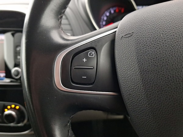 Used Renault Captur 2018 for sale - 76230055: Photo 14