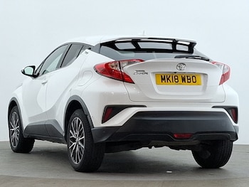 Used Toyota C-HR 2018 for sale - 78696176: Photo