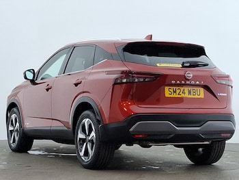 Used Nissan Qashqai 2024 for sale - 76757491: Photo