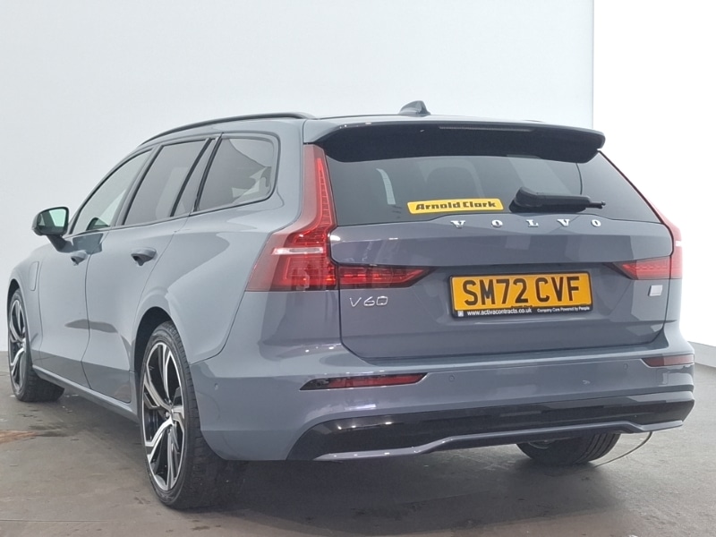 Used Volvo V60 2022 for sale - 77405460: Photo 3