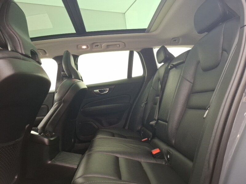 Used Volvo V60 2022 for sale - 77405460: Photo 6