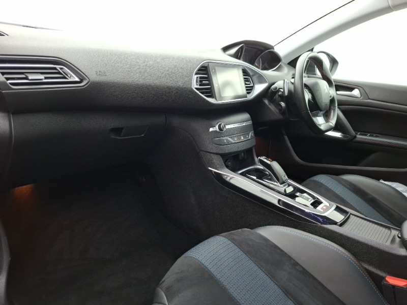 Used Peugeot 308 2018 for sale - 77756144: Photo 5