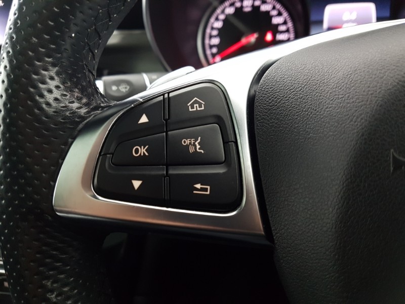 Used Mercedes-Benz GLC 2017 for sale - 76365317: Photo 14