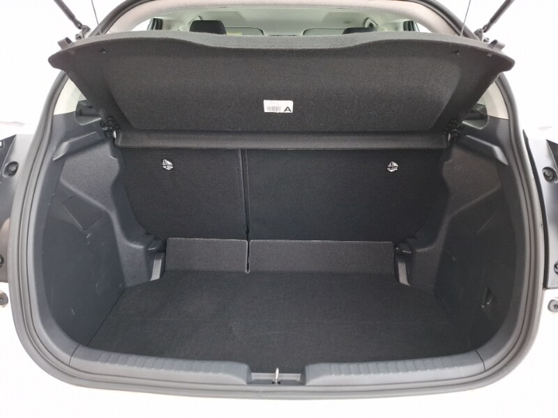 Used Mazda Mazda2 HYBRID 2024 for sale - 77197472: Photo 8