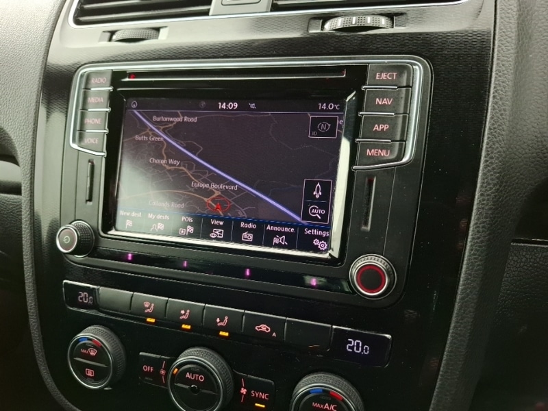 Used Volkswagen Scirocco 2017 for sale - 78013541: Photo 17