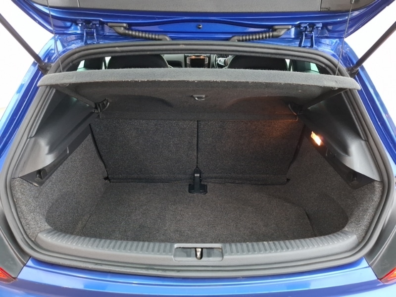 Used Volkswagen Scirocco 2017 for sale - 78013541: Photo 8