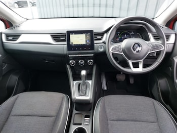Used Renault Captur 2023 for sale - 78290666: Photo