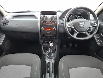 Used Dacia Duster 2017 for sale - 78952594: Photo