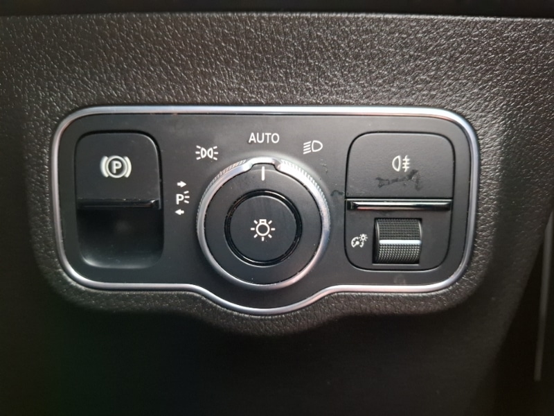 Used Mercedes-Benz GLB 2020 for sale - 77841967: Photo 19