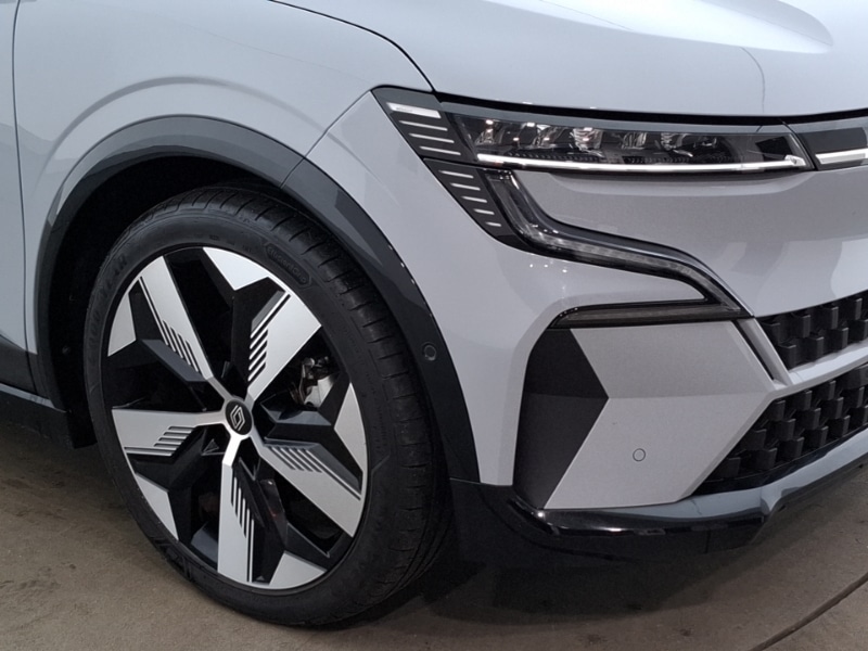 Used Renault Megane E Tech 2024 for sale - 77482827: Photo 9