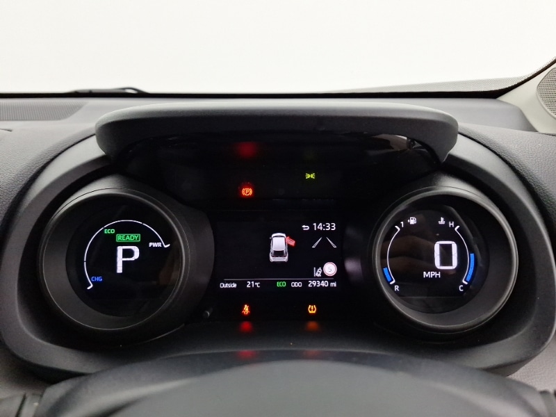 Used Toyota Yaris Cross 2022 for sale - 77043790: Photo 10