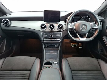 Used Mercedes-Benz GLA 2017 for sale - 76511649: Photo