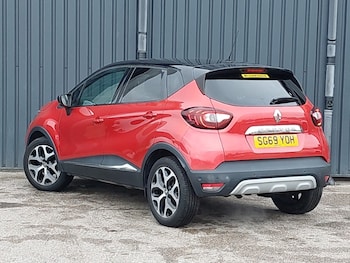 Used Renault Captur 2019 for sale - 76967267: Photo